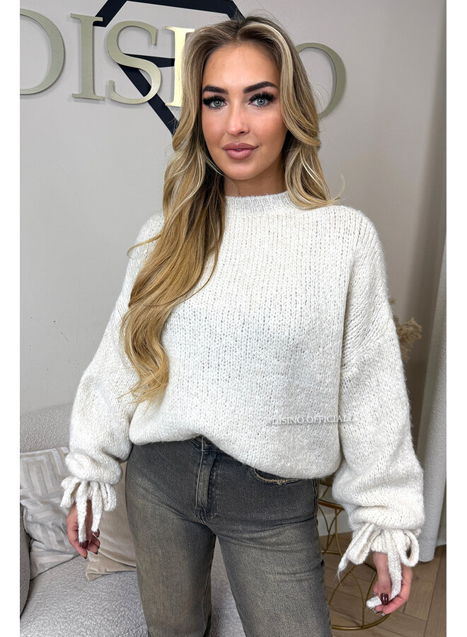 CREME - 'FAYE RUFFLE KNIT' - OVERSIZED PREMIUM QUALITY BELL SLEEVE KNIT