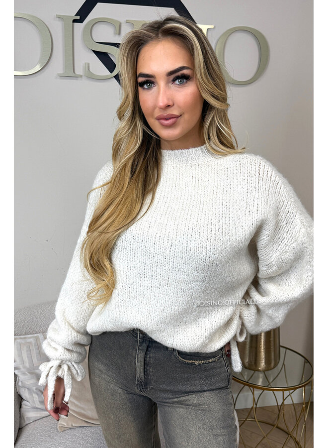 CREME - 'FAYE RUFFLE KNIT' - OVERSIZED PREMIUM QUALITY BELL SLEEVE KNIT