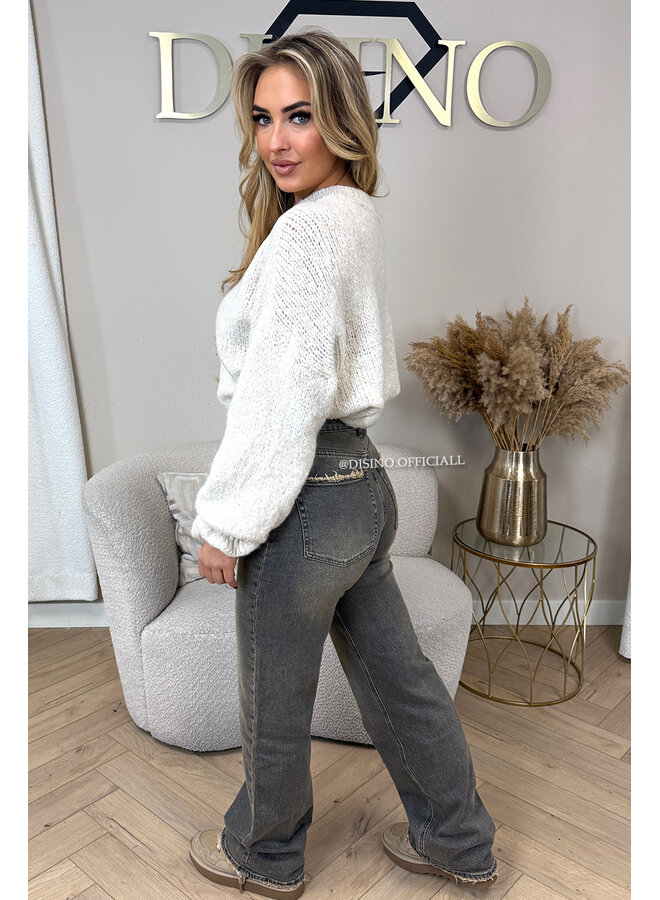 CREME - 'FAYE RUFFLE KNIT' - OVERSIZED PREMIUM QUALITY BELL SLEEVE KNIT