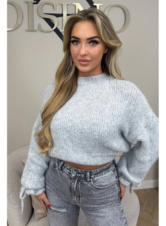 LIGHT GREY - 'FAYE RUFFLE KNIT' - OVERSIZED PREMIUM QUALITY BELL SLEEVE KNIT