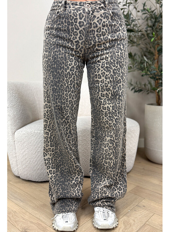 BEIGE - 'LEO MAXIME JEANS' - SUPER STRETCH WIDE LEG JEANS [TALL]