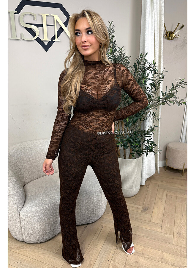 CHOCO - 'OLIVIA SET' - STRETCH LACE BODYSUIT + SPLIT FLARE