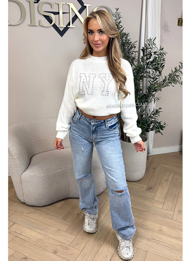 WHITE - 'NY STUDS SWEATER' - OVERSIZED KNITTED SWEATER