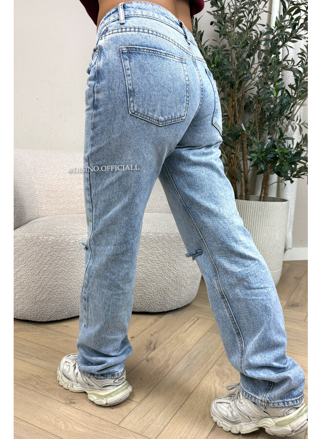 BLUE - 'TASMAN JEANS' - RIPPED KNEE MID-WAIST JEANS [NO STRETCH]