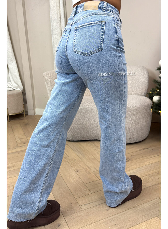 LIGHT BLUE - 'VANCOUVER' - STRETCH EXTRA LONG WIDE LEG JEANS