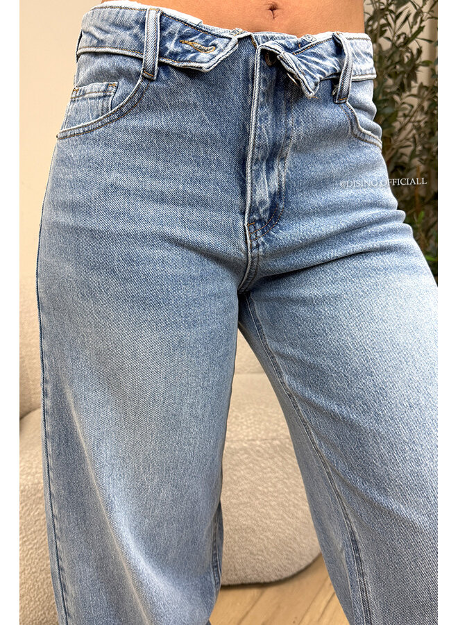 BLUE - 'LAUREN JEANS' - STRETCH FOLDED WAISTBAND WIDE LEG JEANS