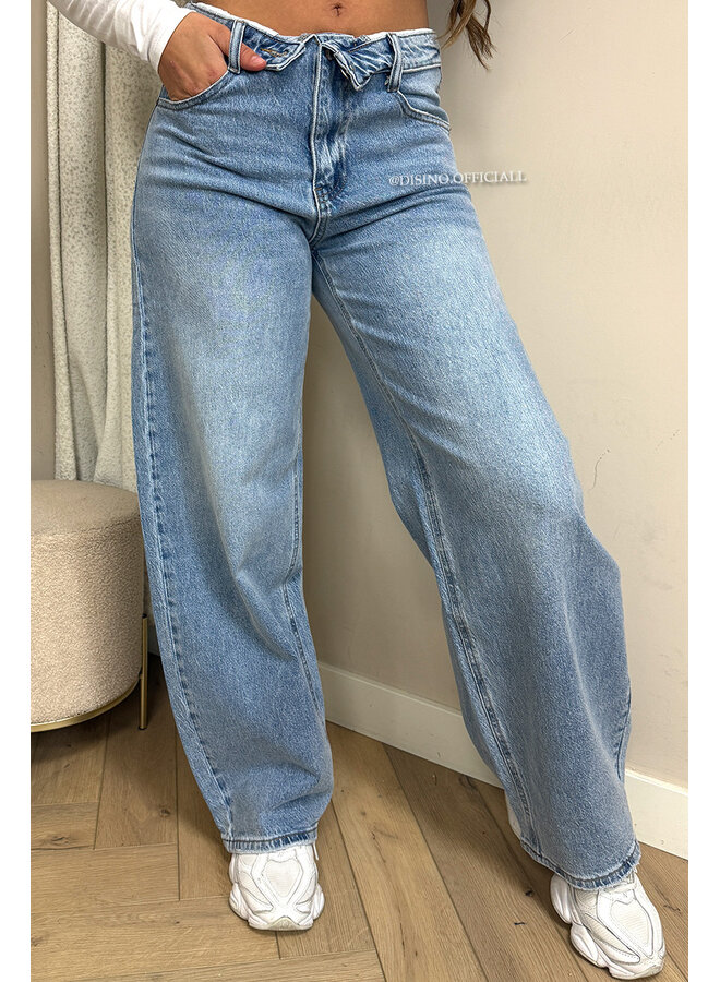 BLUE - 'LAUREN JEANS' - STRETCH FOLDED WAISTBAND WIDE LEG JEANS