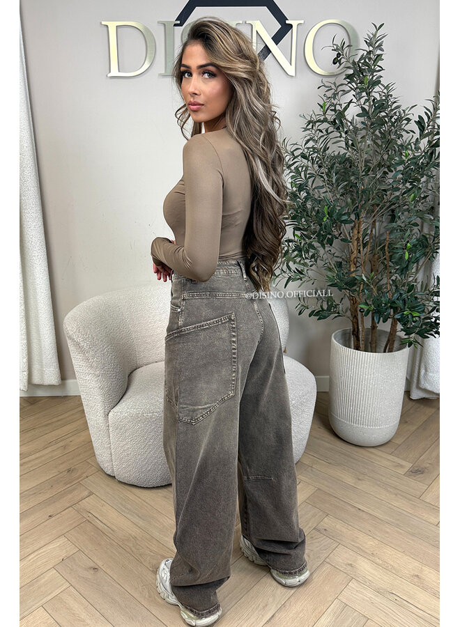 CAMEL - 'KRISTEL' - ROUND NECK PERFECT FIT BODYSUIT