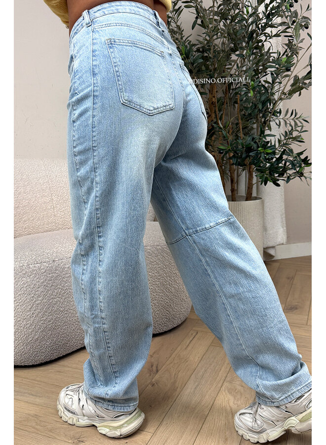 LIGHT BLUE - 'GENOA JEANS' - STRETCH BALLOON LEG JEANS