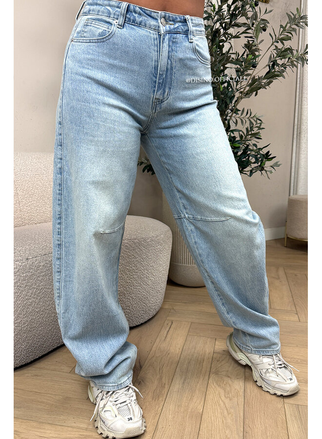 LIGHT BLUE - 'GENOA JEANS' - STRETCH BALLOON LEG JEANS