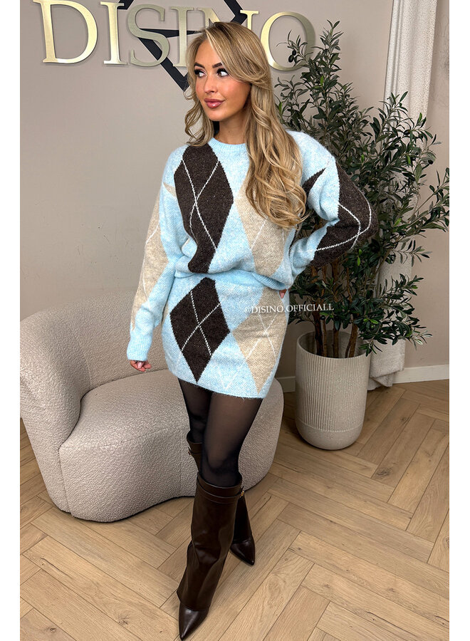 LIGHT BLUE - 'DANIËLLA SET' - CHECKED KNITTED TOP + SKIRT SET