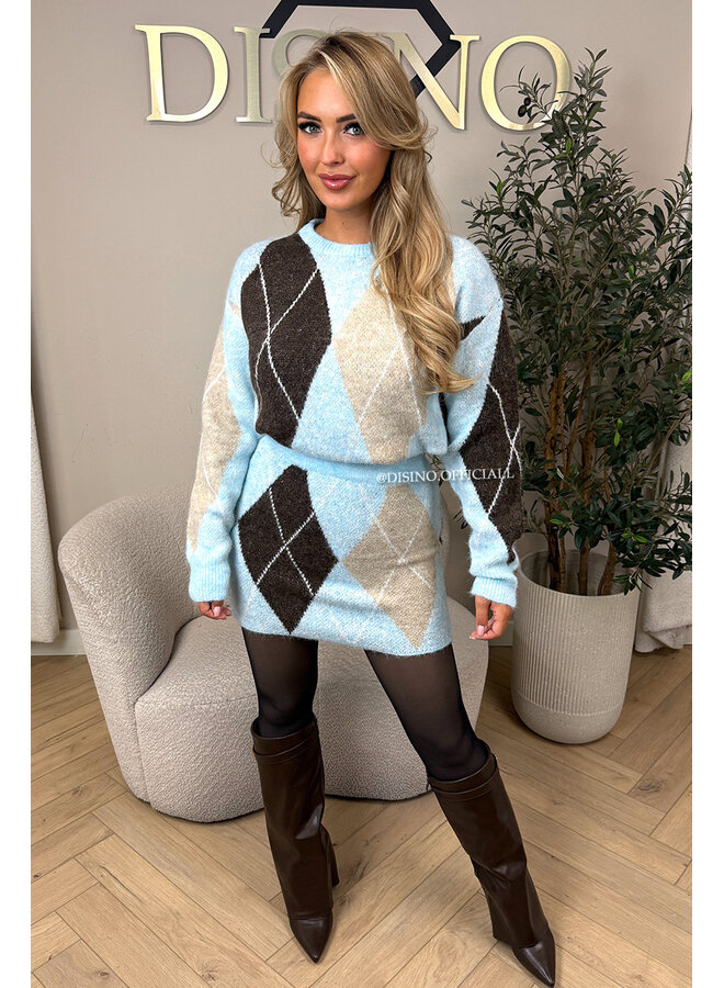 LIGHT BLUE - 'DANIËLLA SET' - CHECKED KNITTED TOP + SKIRT SET