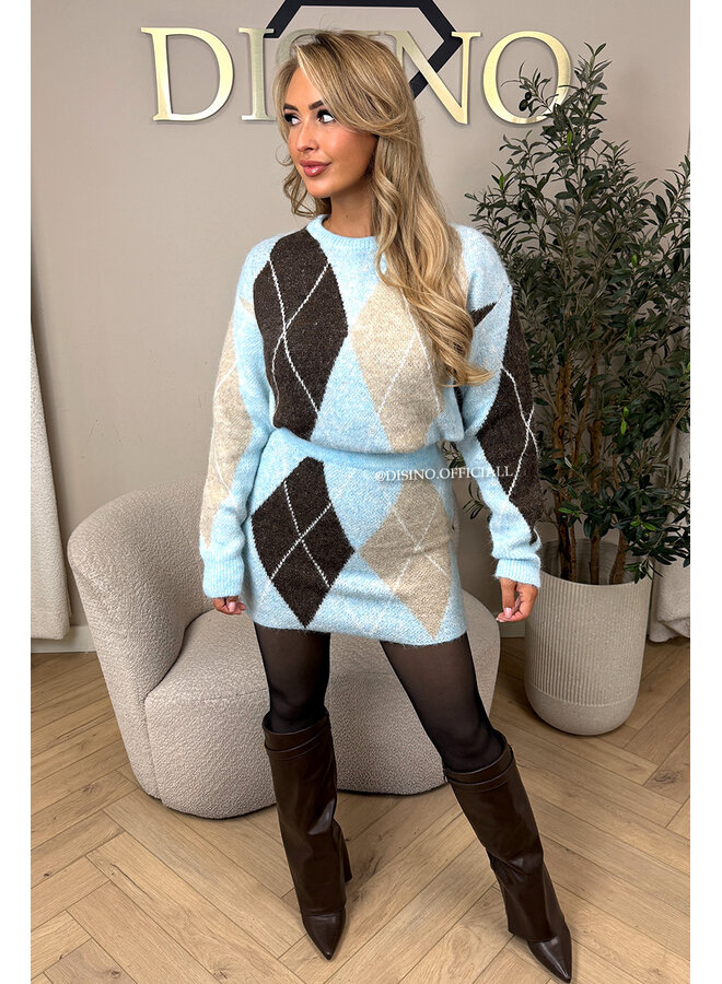 LIGHT BLUE - 'DANIËLLA SET' - CHECKED KNITTED TOP + SKIRT SET