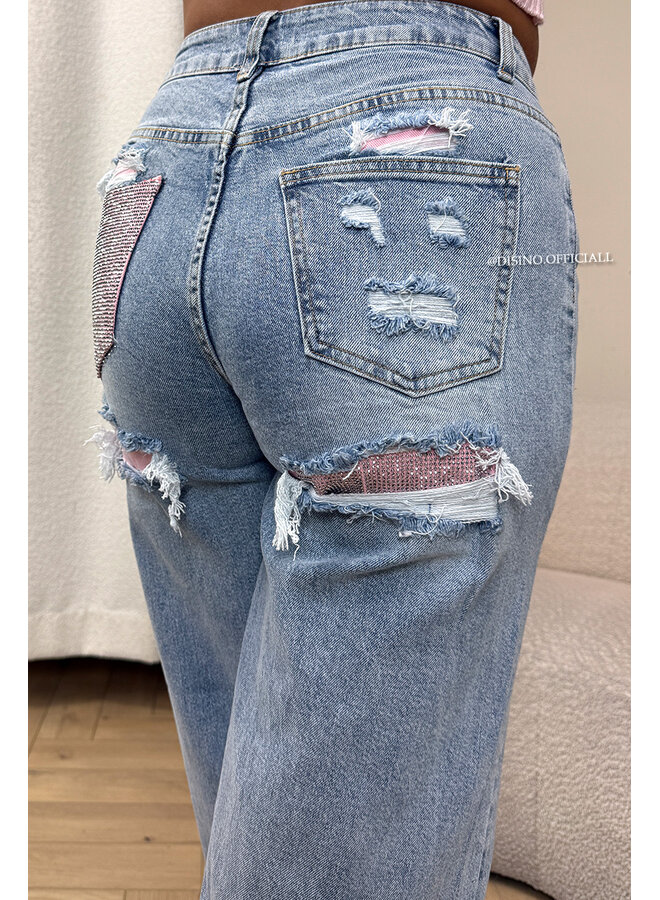 PINK - 'SYDNEY RHINESTONE' - STRETCH VIRAL RIPPED BACK STRAIGHT LEG JEANS