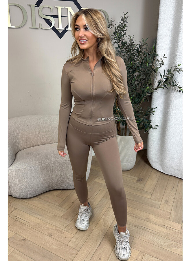 TAUPE - 'KIMMY SET' - SHAPING TWO PIECE SPORT SET