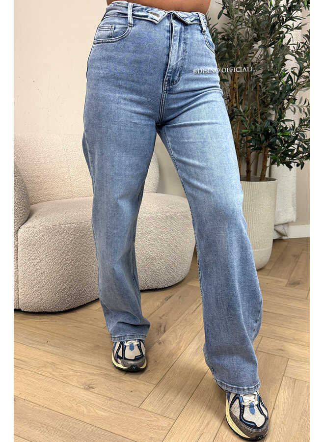 BLUE - 'FOLDED JEANS' - SUPER STRETCH FOLDED WAISTBAND WIDE LEG JEANS