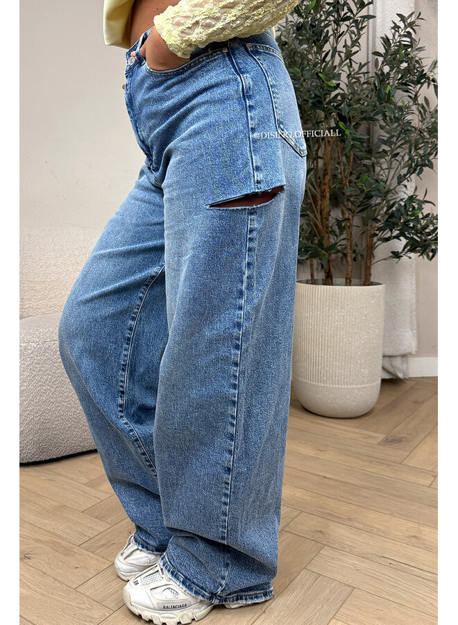 BLUE - 'ROWIE JEANS' - STRETCH SIDE CUT JEANS