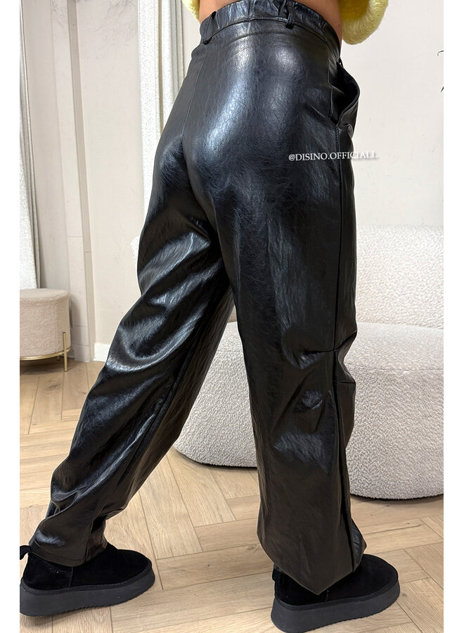 BLACK - 'KEISHA PANTS' - FAUX LEATHER BALLOON PANTS