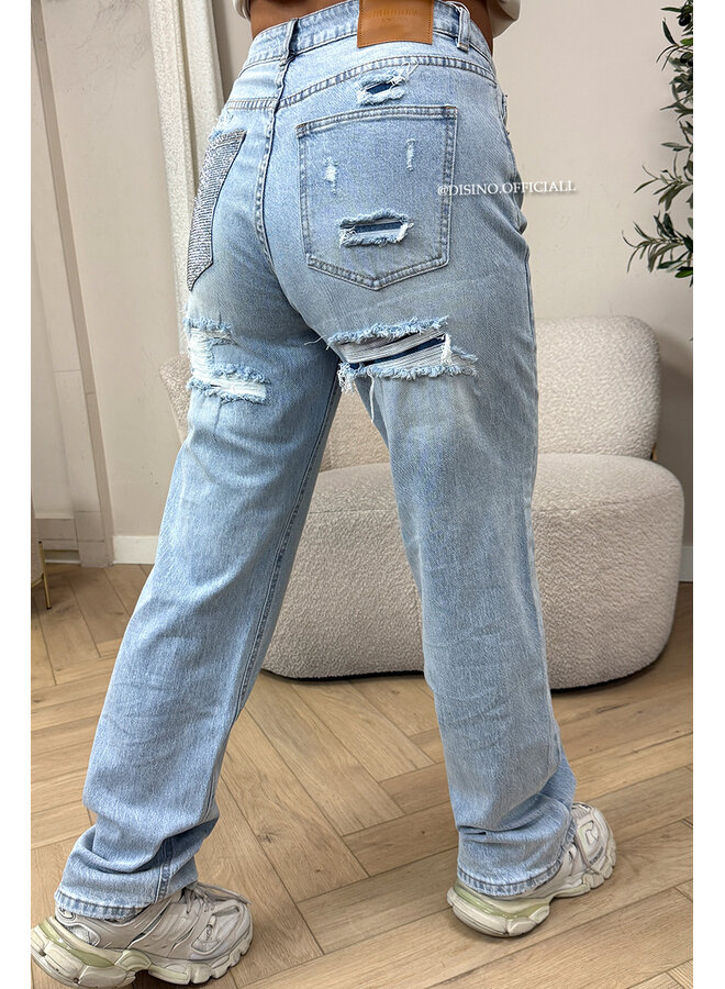 LIGHT BLUE - 'SYDNEY JEANS' - STRETCH VIRAL RIPPED BACK STRAIGHT LEG JEANS