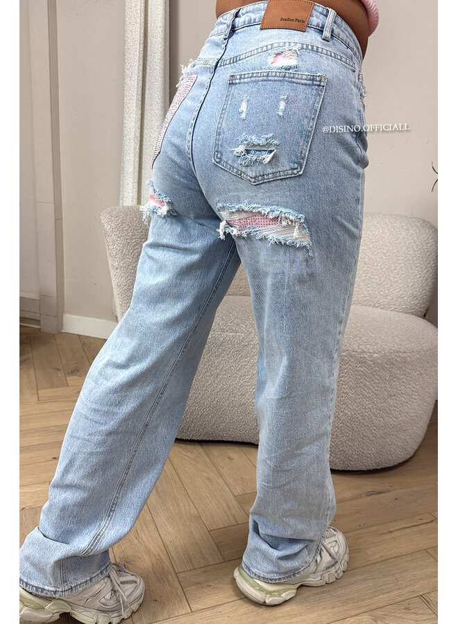 PINK - 'SYDNEY RHINESTONE' - STRETCH VIRAL RIPPED BACK STRAIGHT LEG JEANS