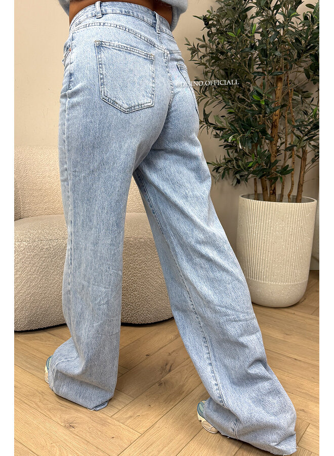 LIGHT BLUE - 'COPENHAGEN' - EXTRA TALL WIDE LEG JEANS