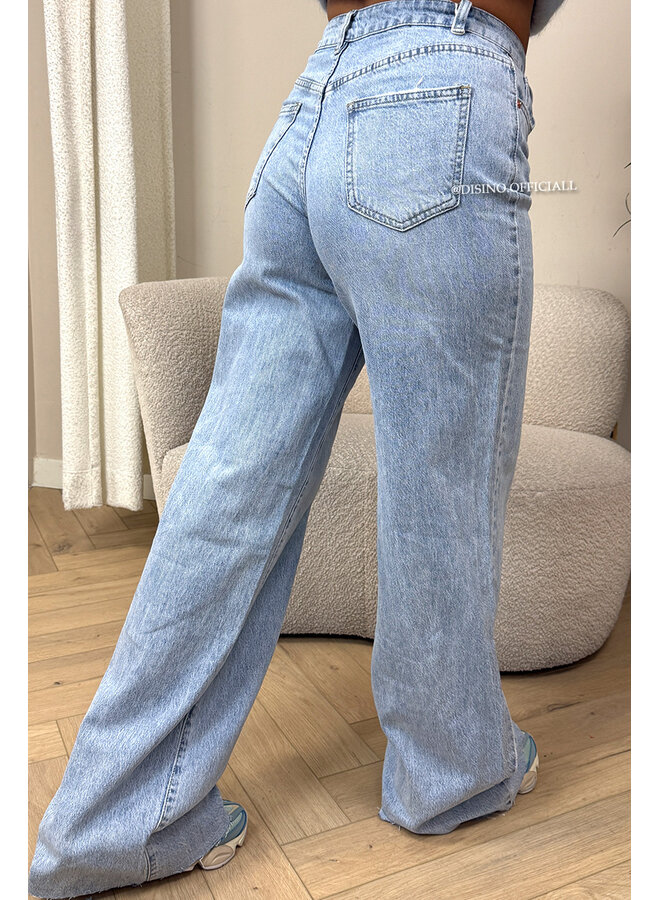 LIGHT BLUE - 'COPENHAGEN' - EXTRA TALL WIDE LEG JEANS