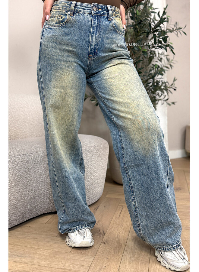 DIRTY BLUE - 'LEATHER POCKET JEANS' - VIRAL LEATHER POCKET BAGGY JEANS - NO STRETCH