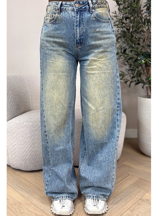 DIRTY BLUE - 'LEATHER POCKET JEANS' - VIRAL LEATHER POCKET BAGGY JEANS - NO STRETCH