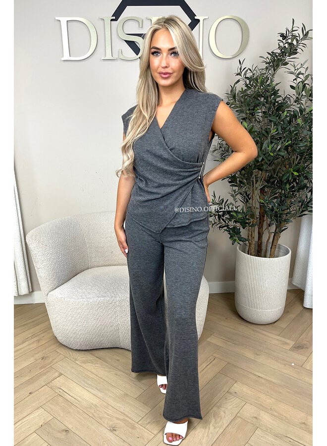 DARK GREY - 'AURORA SET' - CHIQUE COMFY TOP + PANTS SET