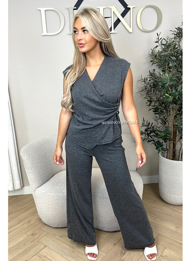 DARK GREY - 'AURORA SET' - CHIQUE COMFY TOP + PANTS SET
