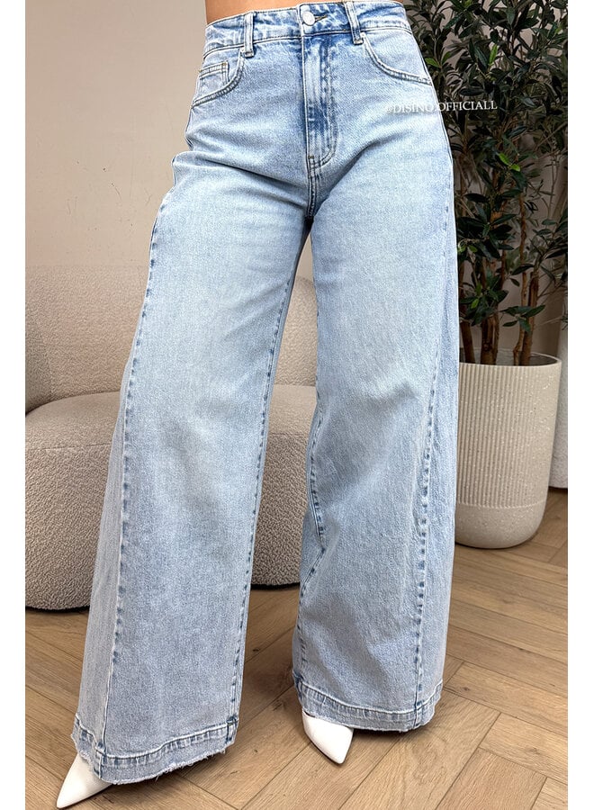 LIGHT BLUE - 'VIENNA JEANS' - EXTRA WIDE-LEG STRETCH JEANS