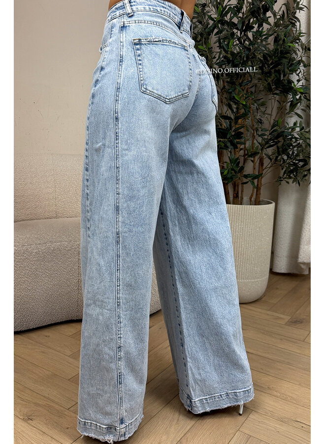 LIGHT BLUE - 'VIENNA JEANS' - EXTRA WIDE-LEG STRETCH JEANS