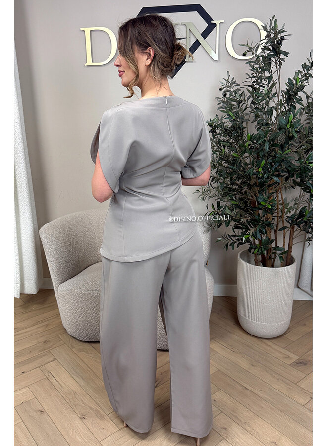 TAUPE - 'ZIYA PANTS' - BALLOON FIT PANTALON