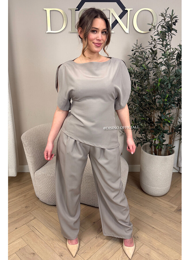 TAUPE - 'ZIYA PANTS' - BALLOON FIT PANTALON