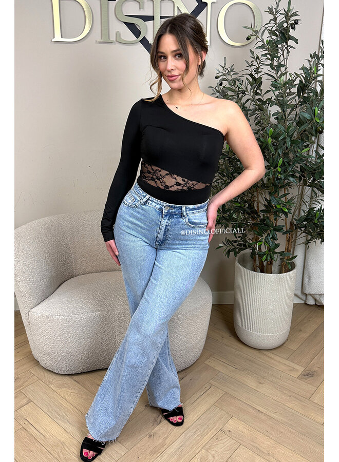 BLACK - 'SELMA BODY' - LACE DETAIL ONE ARM BODYSUIT