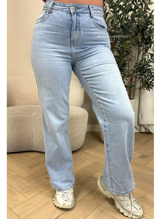 LIGHT BLUE - 'LAGUNA JEANS' - STRETCH HIGH WAIST WIDE LEG JEANS