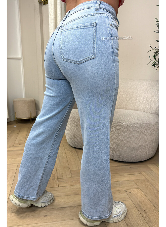 LIGHT BLUE - 'LAGUNA JEANS' - STRETCH HIGH WAIST WIDE LEG JEANS