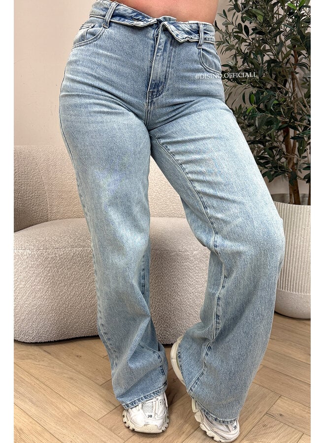 VINTAGE BLUE - 'LAUREN JEANS' - STRETCH FOLDED WAISTBAND WIDE LEG JEANS