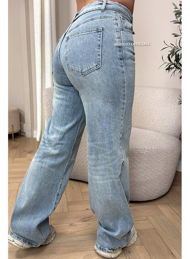 VINTAGE BLUE - 'LAUREN JEANS' - STRETCH FOLDED WAISTBAND WIDE LEG JEANS