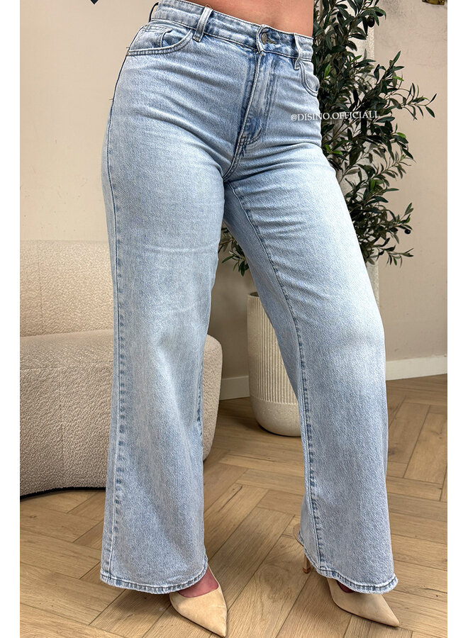 LIGHT BLUE - 'MOZA JEANS' - STRETCH EXTRA WIDE LEG JEANS
