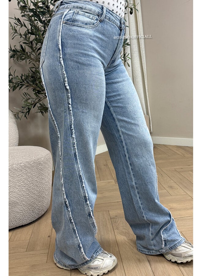 LIGHT BLUE - 'BLAIR JEANS' - SIDE SEAM STRETCH WIDE LEG JEANS