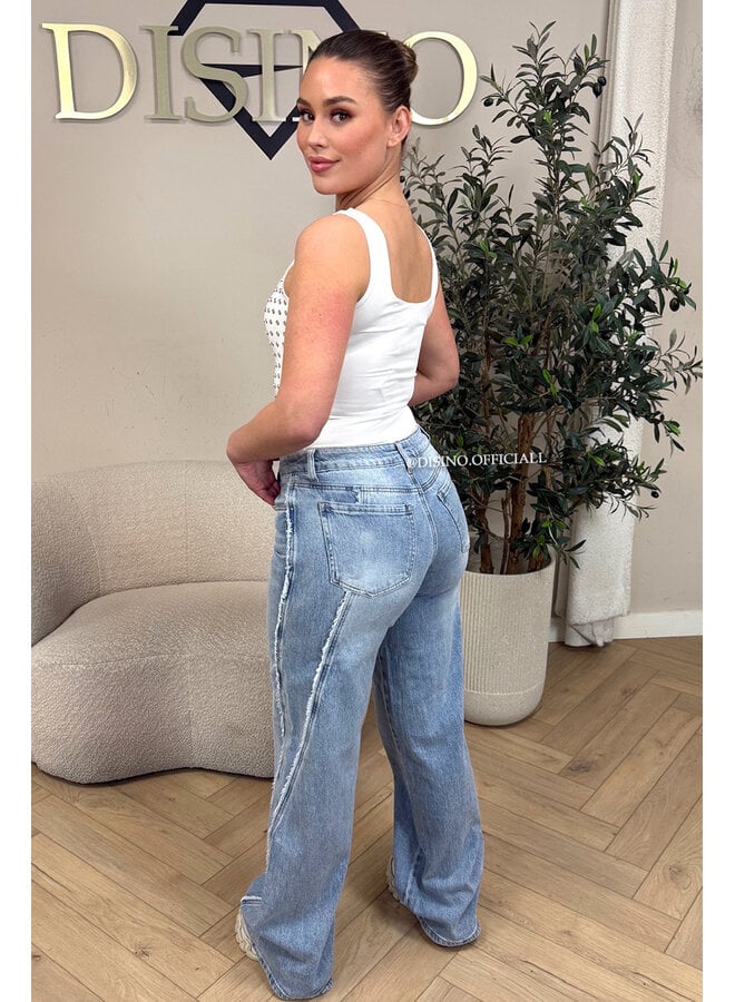 LIGHT BLUE - 'BLAIR JEANS' - SIDE SEAM STRETCH WIDE LEG JEANS