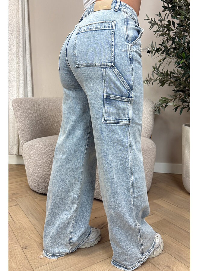VINTAGE BLUE - 'CARPENTER JEANS' - STRETCH WIDE LEG CARGO JEANS