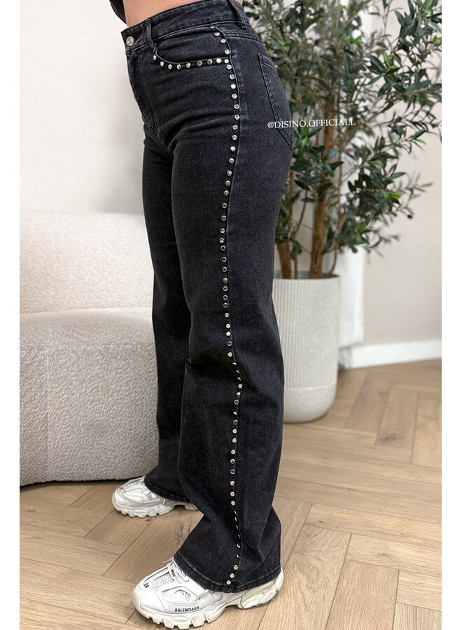 BLACK - 'RAVEN JEANS' - STUDS EXCLUSIVE STRETCH WIDE LEG JEANS