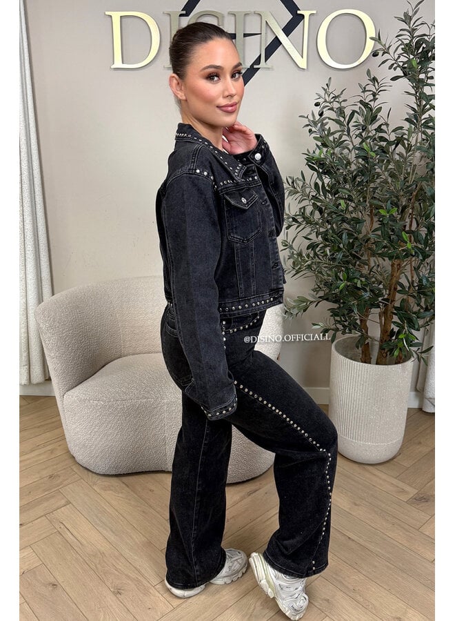 BLACK - 'RAVEN JEANS' - STUDS EXCLUSIVE STRETCH WIDE LEG JEANS