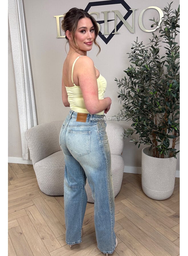 DIRTY WASH - 'LYON JEANS' - HIGH WAIST RIPPED STRETCH BARREL JEANS