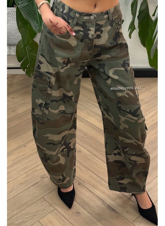 CAMO - 'RIVER JEANS' - CARGO CAMO JEANS
