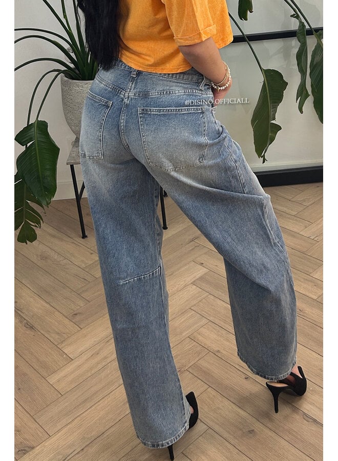 ORANGE - 'MARA TEE' - WHITEWASH CROPPED TEE