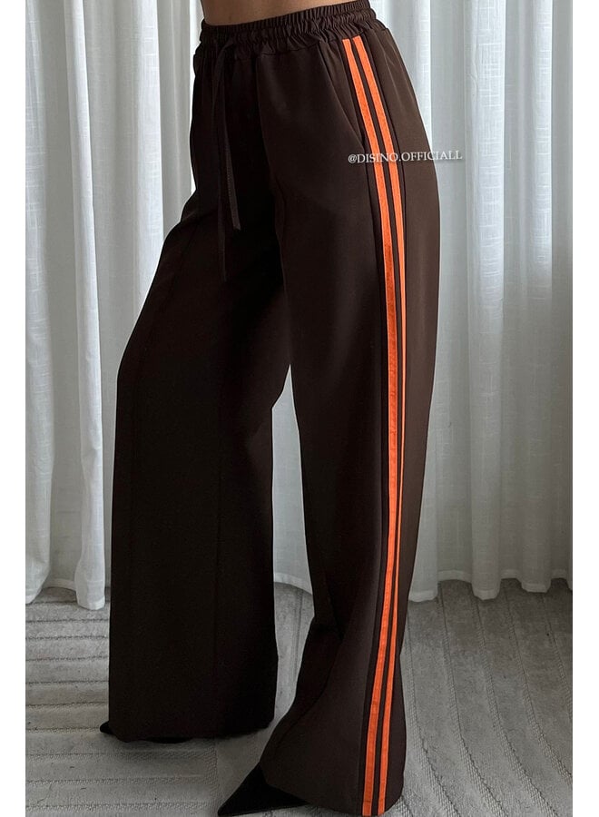 CHOCO/ORANGE - 'QUINTY PANTS' - STRIPED COMFY PANTALON