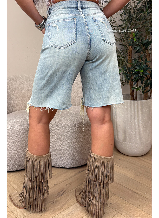 DIRTY BLUE - 'SANDY SHORT' - RIPPED STRETCH DENIM BERMUDA SHORT